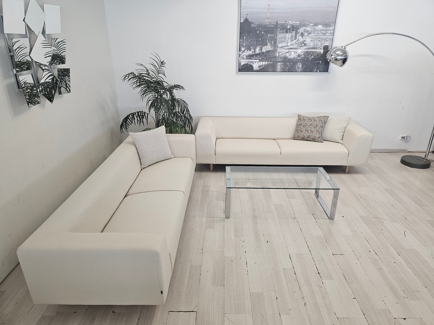 Bolia Less# Pay Less |