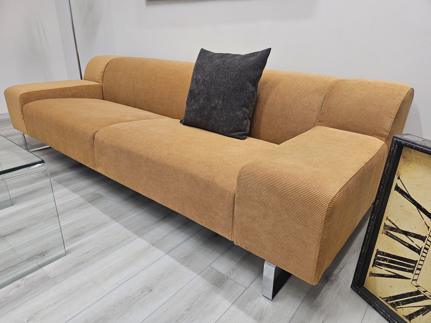 Nypris# Bolia Seville 3 seter Kordfløyel | inkludert frakt*